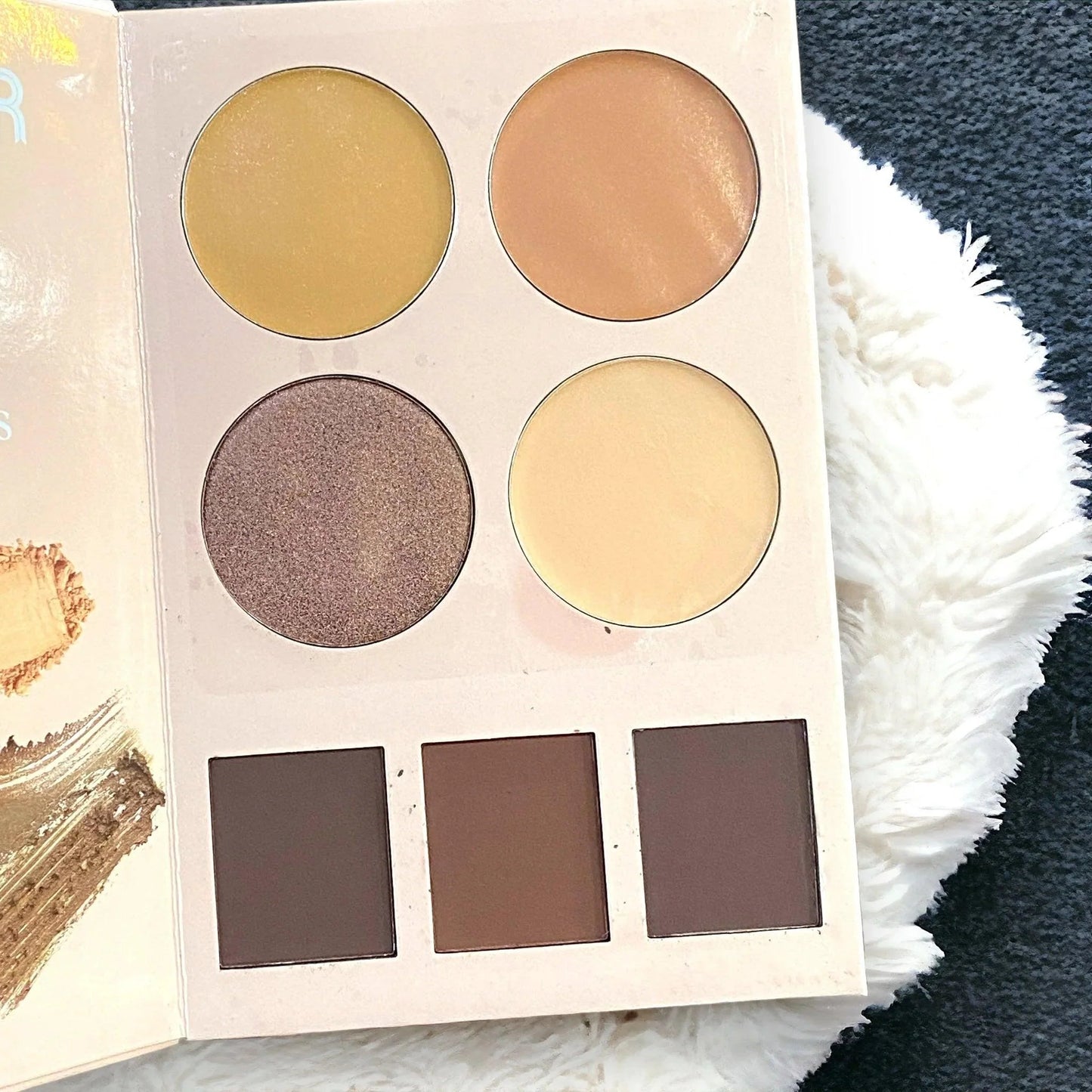 Professional Makeup Ultimate Utopia Book Palette